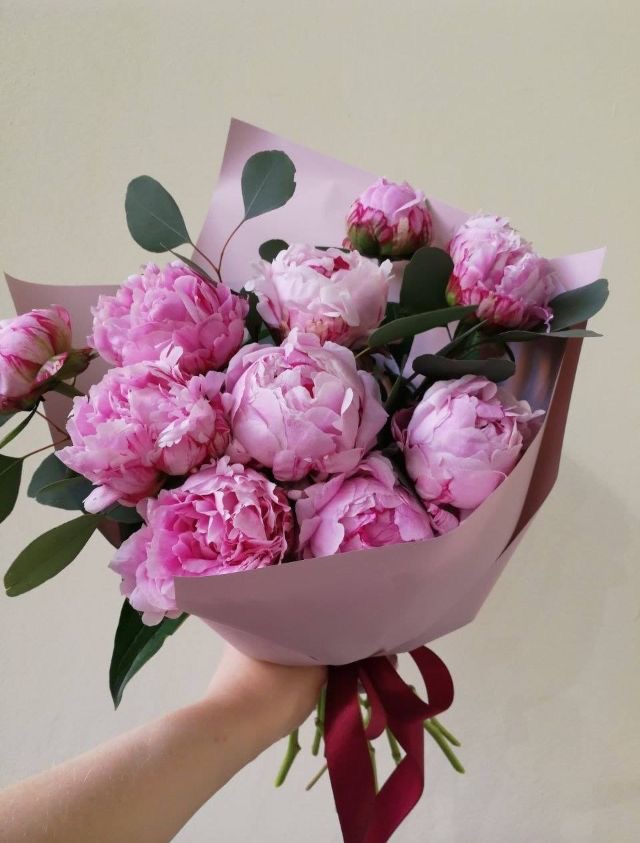 Купить букет / цветы Эмма 2 в Москве с доставкой по отличной цене