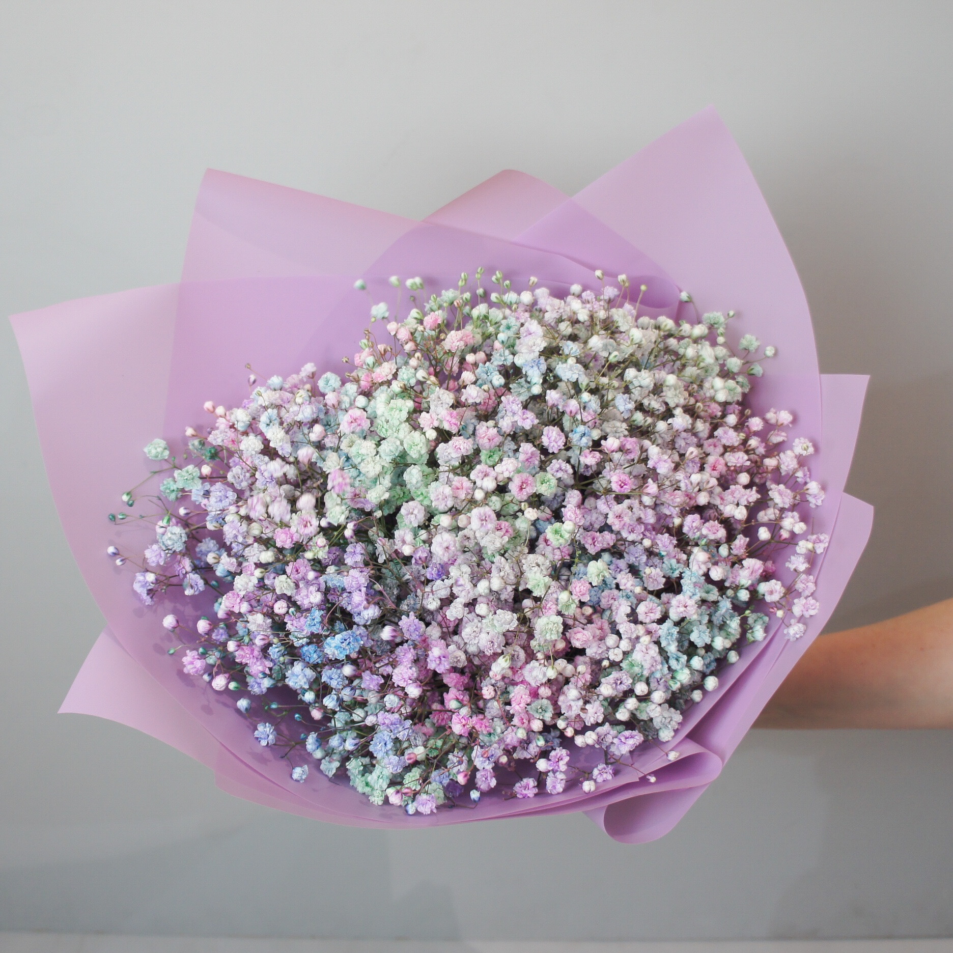 Купить букет / цветы Радуга в Москве с доставкой по отличной цене