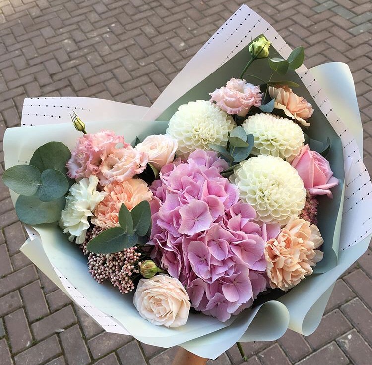 Купить букет / цветы Абби в Москве с доставкой по отличной цене