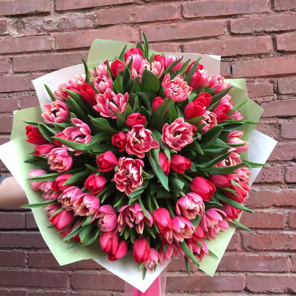Купить букет / цветы Встреча с тюльпанами в Москве с доставкой по отличной цене